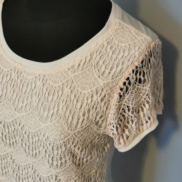 2/$30 top - Picture 2 of 5